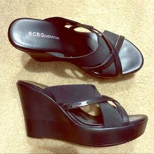 BCBG SANDALS